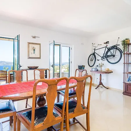 Gorgeous In With Kitchen